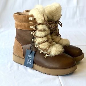 NWOT UGG Viki Waterproof Boot